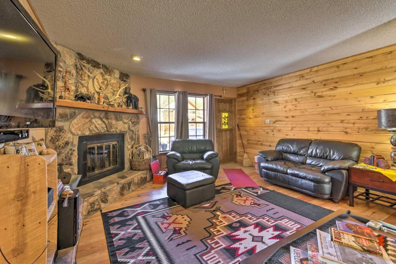 Downtown Red River Retreat With Mtn Views And Yard Luaran gambar